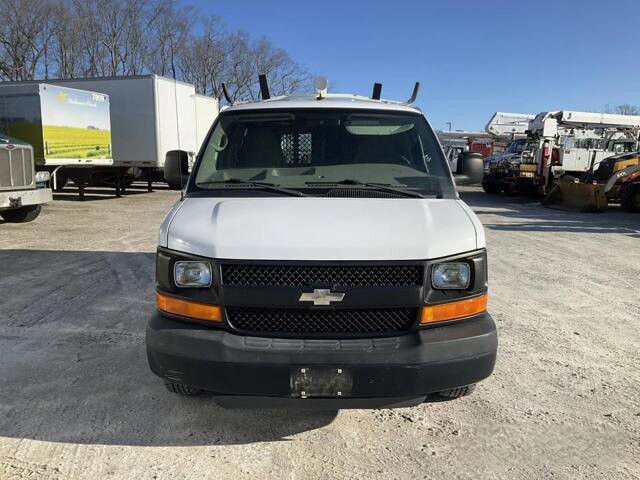 2011 Chevrolet Express 2500 in Blauvelt, NY 10913 - 18097264 3