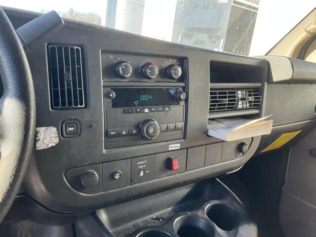 2011 Chevrolet Express 2500 in Blauvelt, NY 10913 - 18097264 15