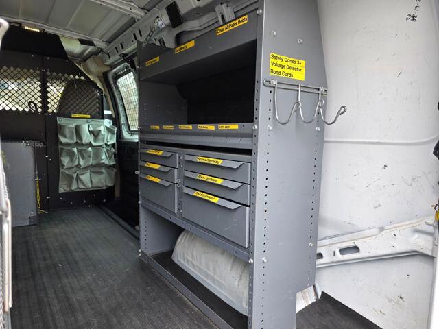 2011 Chevrolet Express 2500 in Blauvelt, NY 10913 - 18097264 36