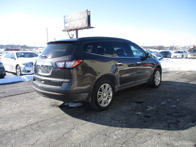 2013 Chevrolet Traverse in Oak Grove, MO 64075 - 18097269 5
