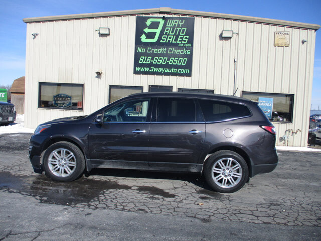 2013 Chevrolet Traverse in Oak Grove, MO 64075 - 18097269 8