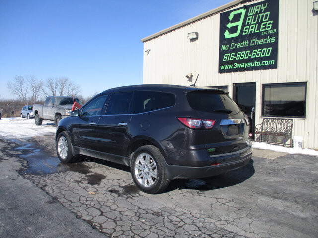 2013 Chevrolet Traverse in Oak Grove, MO 64075 - 18097269 7