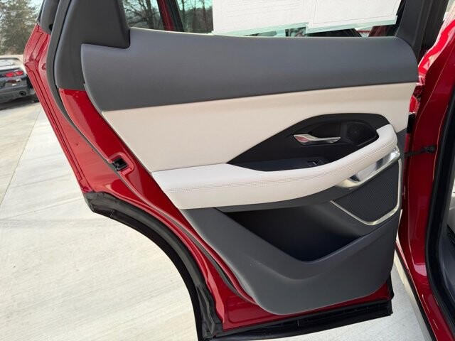 2019 Jaguar E-PACE in Knoxville, TN 37920 - 18097270 7