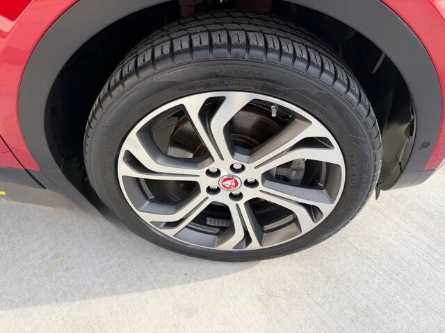2019 Jaguar E-PACE in Knoxville, TN 37920 - 18097270 28