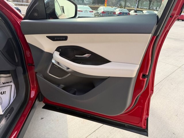 2019 Jaguar E-PACE in Knoxville, TN 37920 - 18097270 10