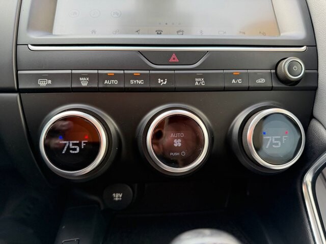 2019 Jaguar E-PACE in Knoxville, TN 37920 - 18097270 23