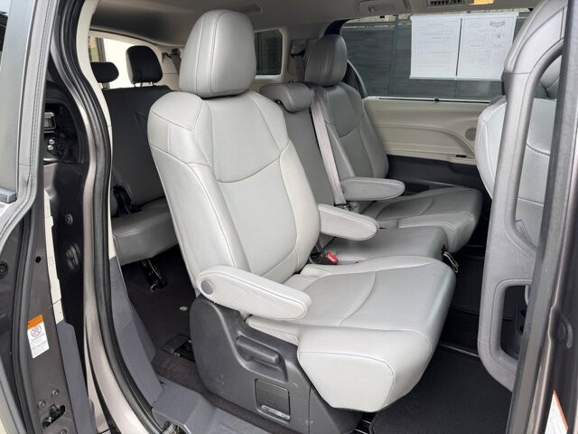 2022 Toyota Sienna in Knoxville, TN 37920 - 18097272 14