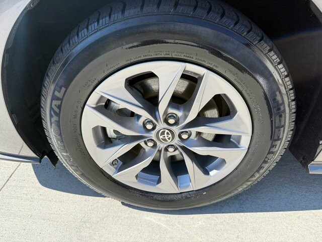 2022 Toyota Sienna in Knoxville, TN 37920 - 18097272 28