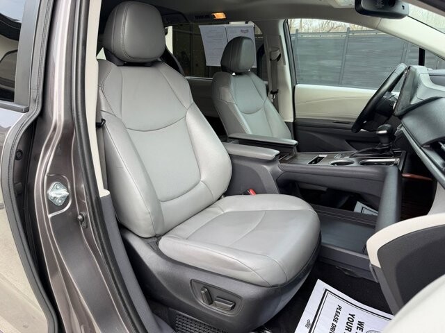 2022 Toyota Sienna in Knoxville, TN 37920 - 18097272 17