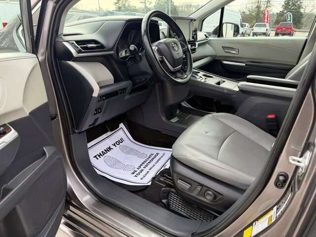 2022 Toyota Sienna in Knoxville, TN 37920 - 18097272 9