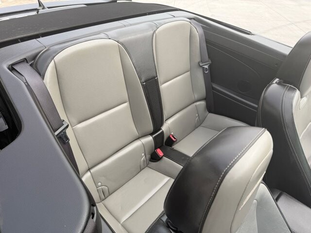 2011 Chevrolet Camaro in Knoxville, TN 37920 - 18097273 16