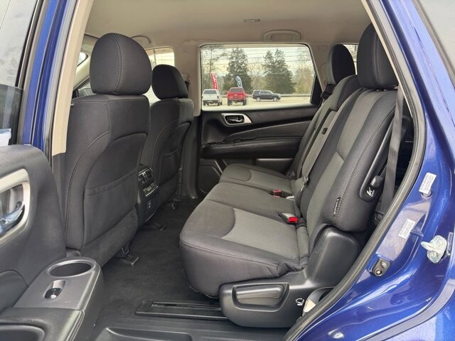 2018 Nissan Pathfinder in Knoxville, TN 37920 - 18097275 14
