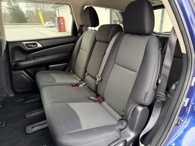 2018 Nissan Pathfinder in Knoxville, TN 37920 - 18097275 15