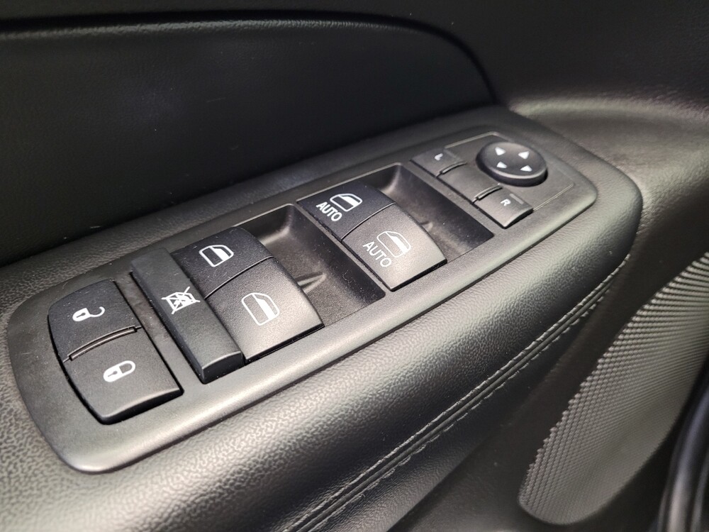 2018 Jeep Grand Cherokee in Downey, CA 90241 - 18097300 27