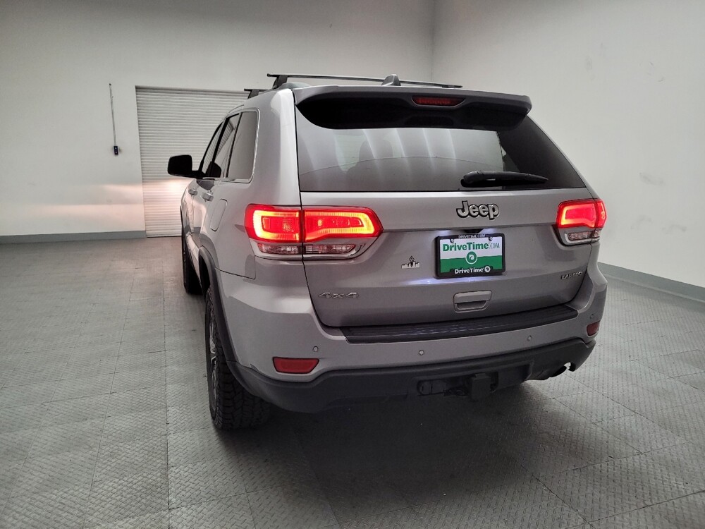 2018 Jeep Grand Cherokee in Downey, CA 90241 - 18097300 6