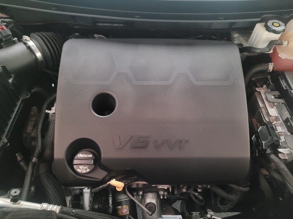 2018 Chevrolet Traverse in Riverside, CA 92504 - 18097301 30