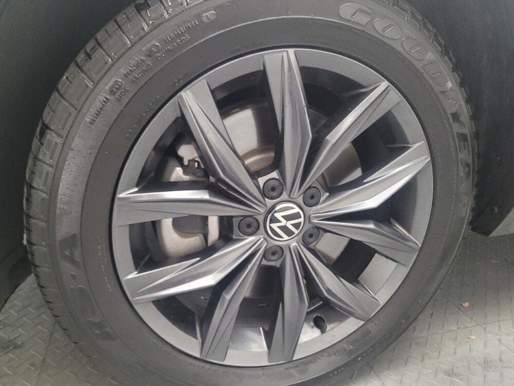 2022 Volkswagen Tiguan in Riverside, CA 92504 - 18097303 31