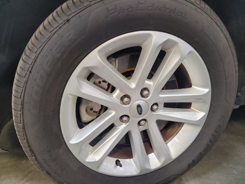 2017 Ford Explorer in Downey, CA 90241 - 18097304 31