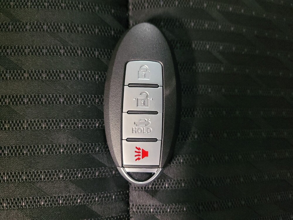 2018 Nissan Altima in Downey, CA 90241 - 18097306 32