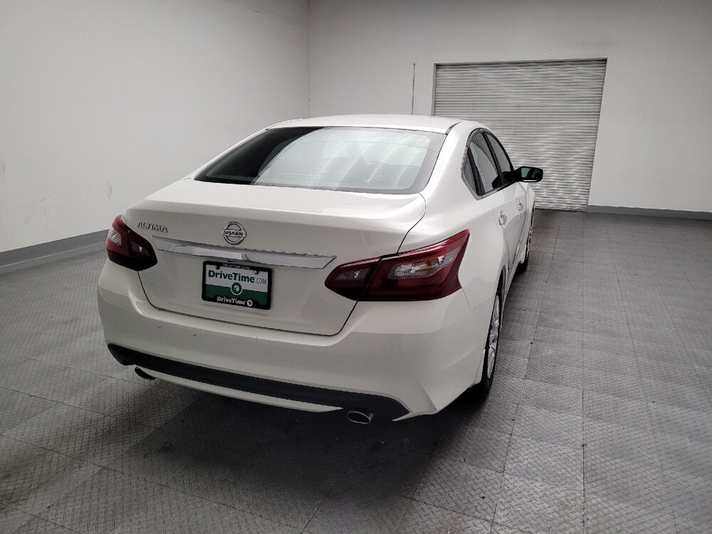 2018 Nissan Altima in Downey, CA 90241 - 18097306 7