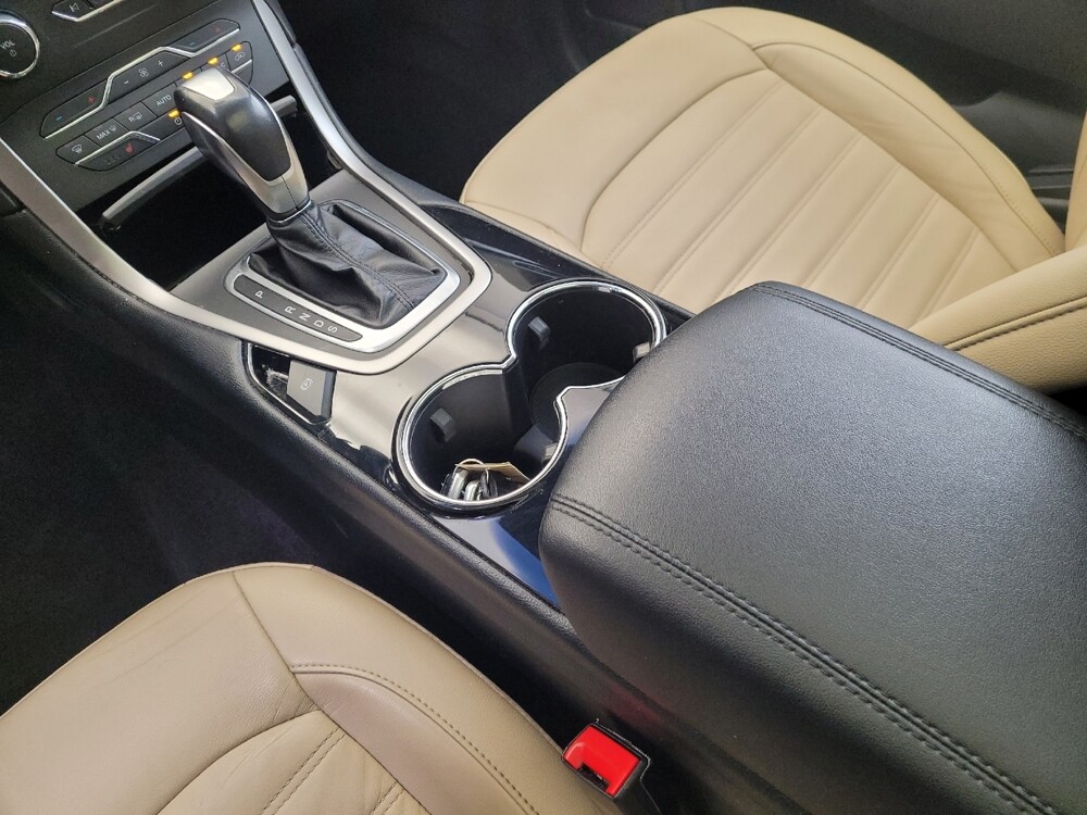 2016 Ford Edge in Riverside, CA 92504 - 18097310 26