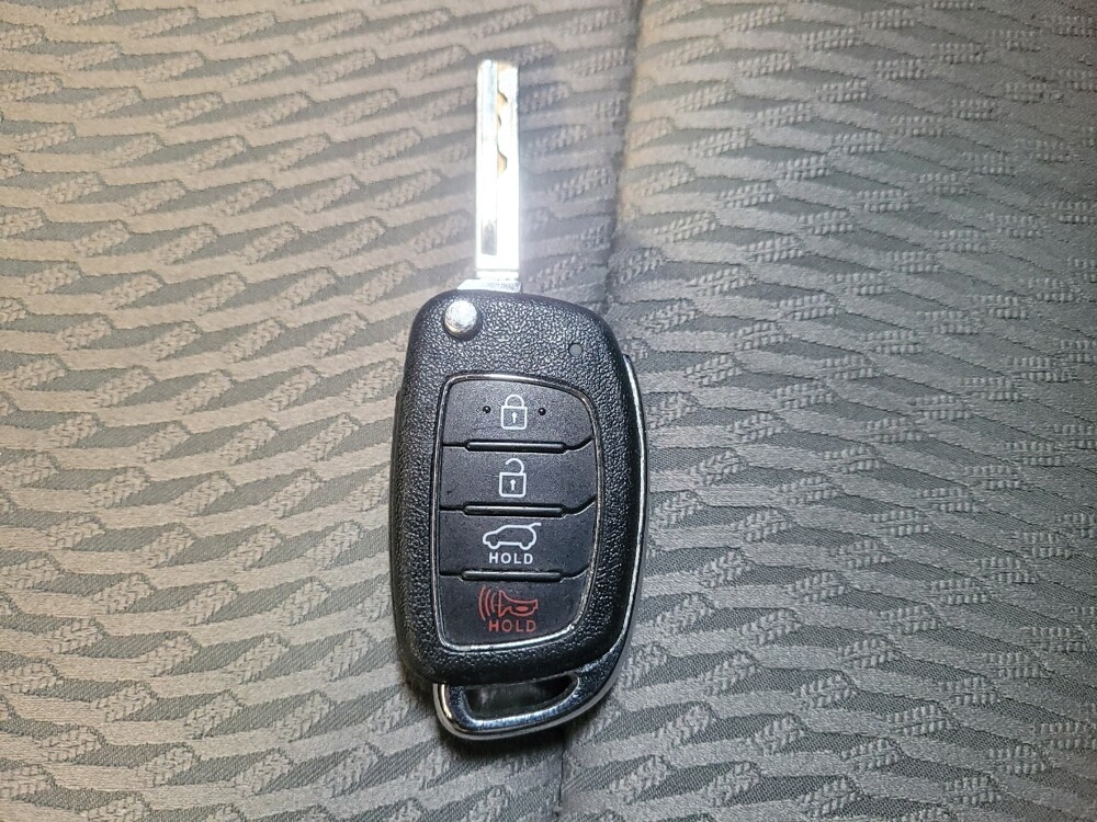 2018 Hyundai Santa Fe in Downey, CA 90241 - 18097312 32