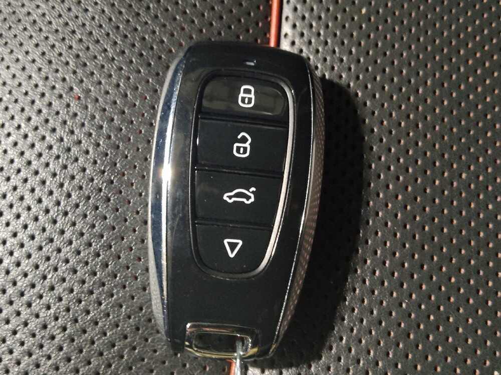 2020 Chevrolet Blazer in Tulsa, OK 74145 - 18097315 32