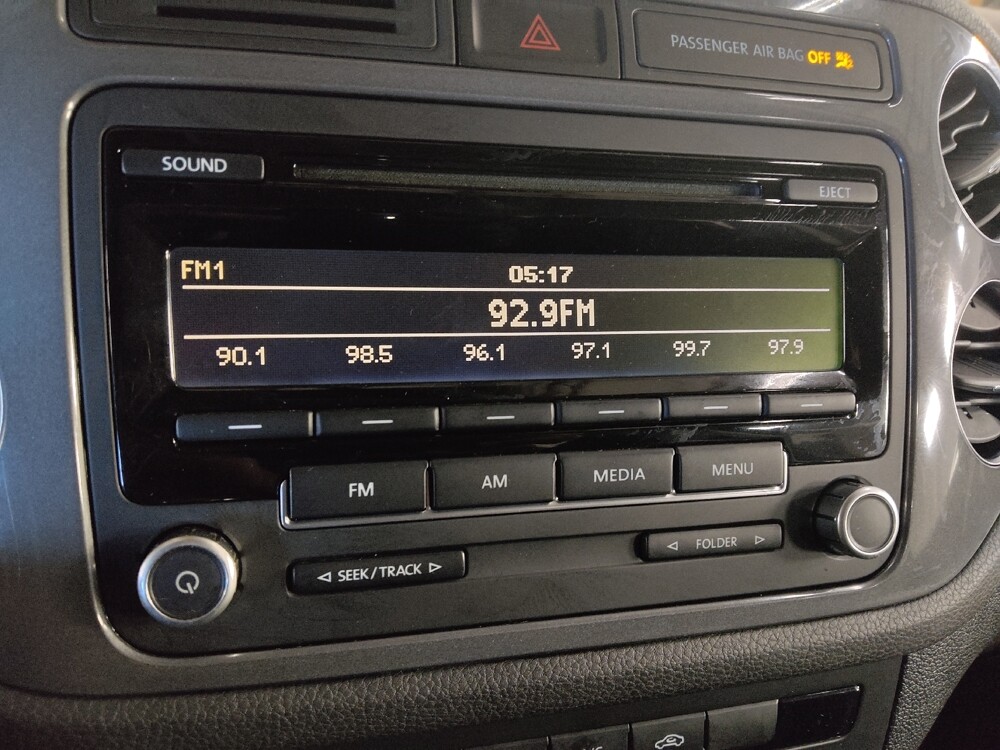 2014 Volkswagen Tiguan in Stone Mountain, GA 30083 - 18097321 25