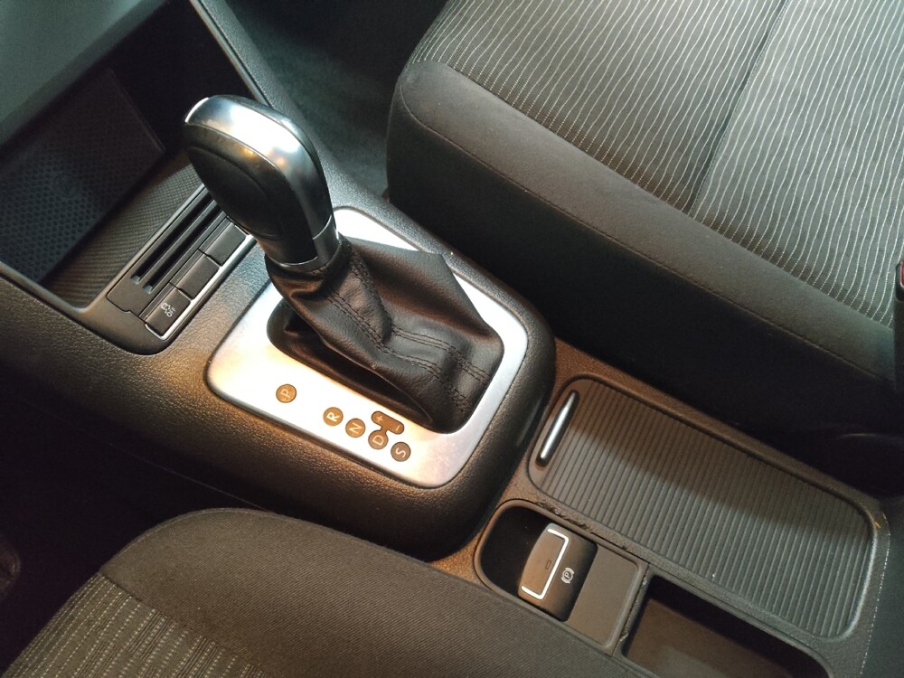 2014 Volkswagen Tiguan in Stone Mountain, GA 30083 - 18097321 26