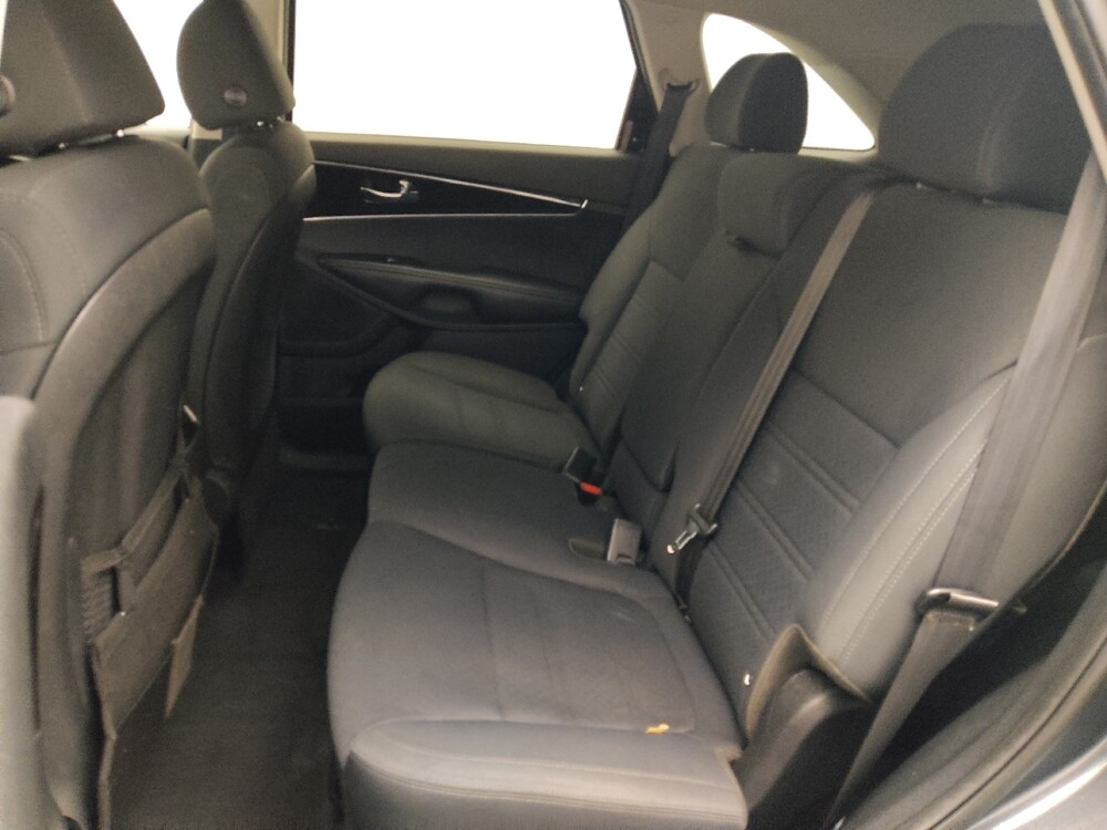 2020 Kia Sorento in Knoxville, TN 37923 - 18097322 18