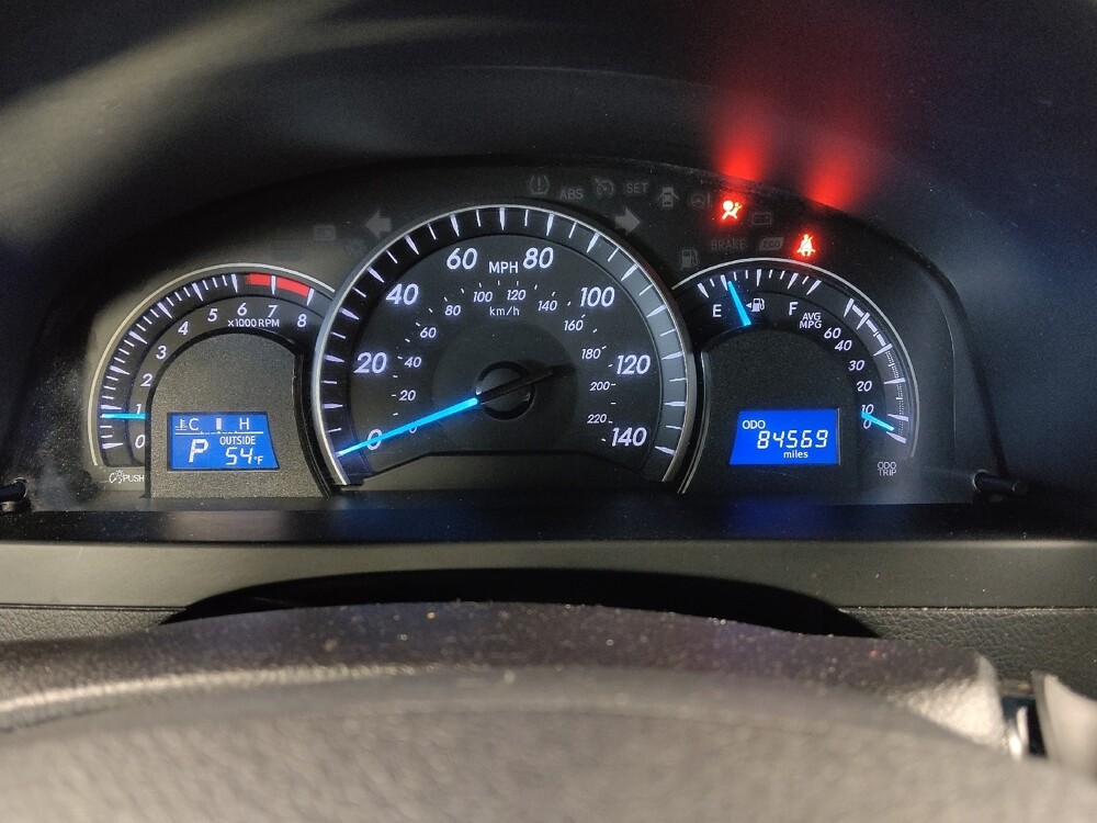 2015 Toyota Camry in Macon, GA 31210 - 18097325 23