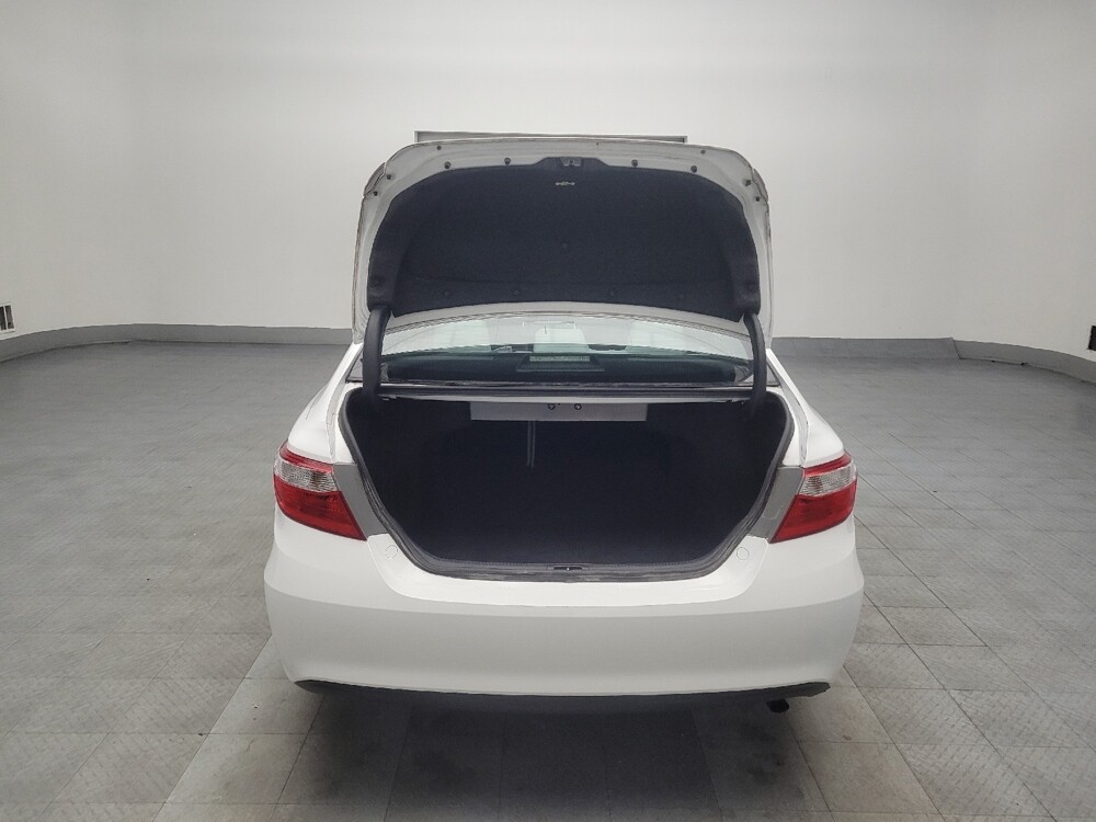 2015 Toyota Camry in Macon, GA 31210 - 18097325 29