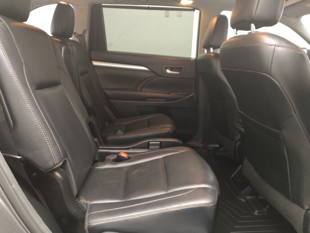 2017 Toyota Highlander in Houston, TX 77034 - 18097331 19
