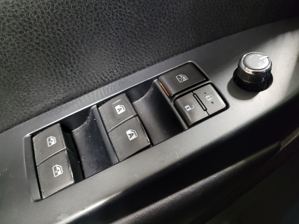 2017 Toyota Highlander in Houston, TX 77034 - 18097331 27