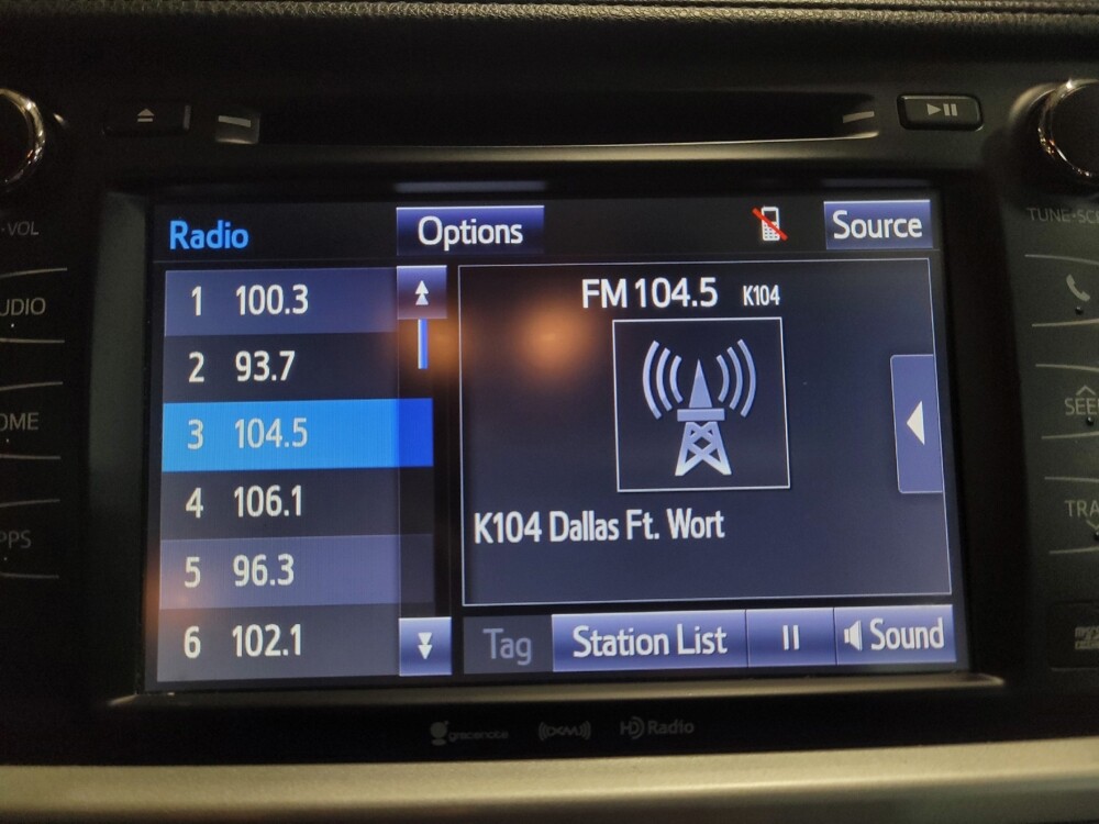 2017 Toyota Highlander in Houston, TX 77034 - 18097331 25