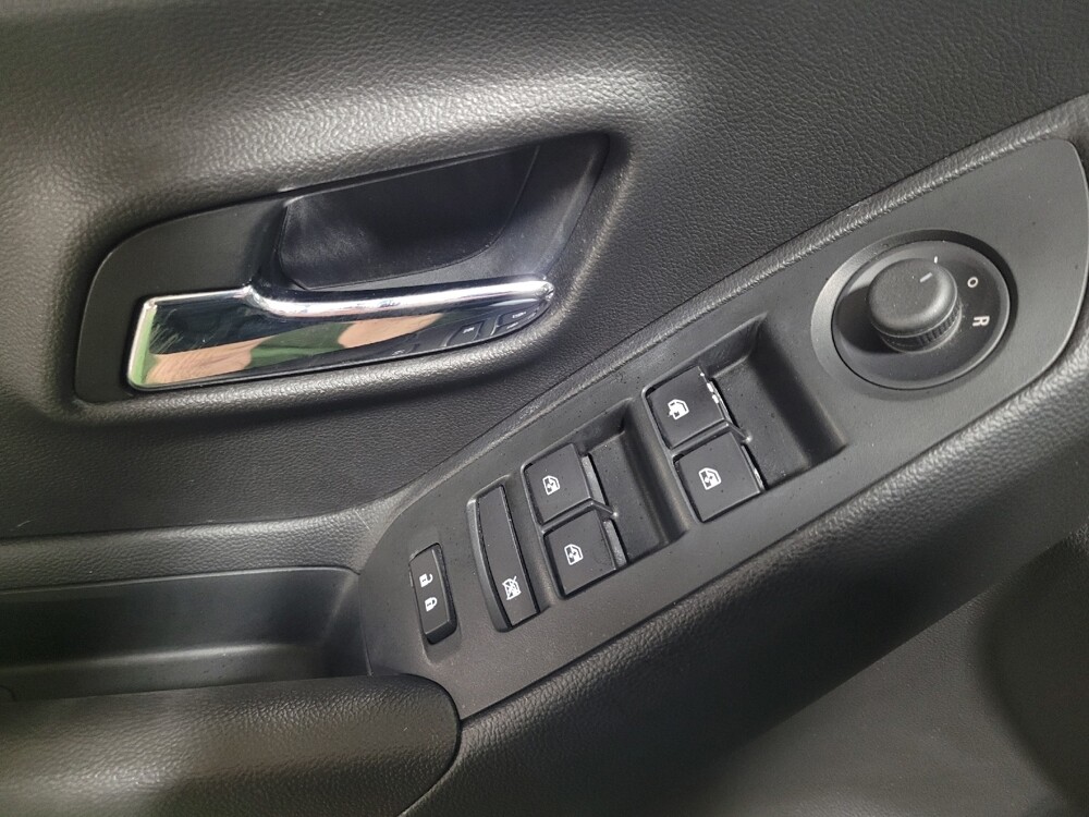 2019 Chevrolet Trax in Plano, TX 75074 - 18097334 27