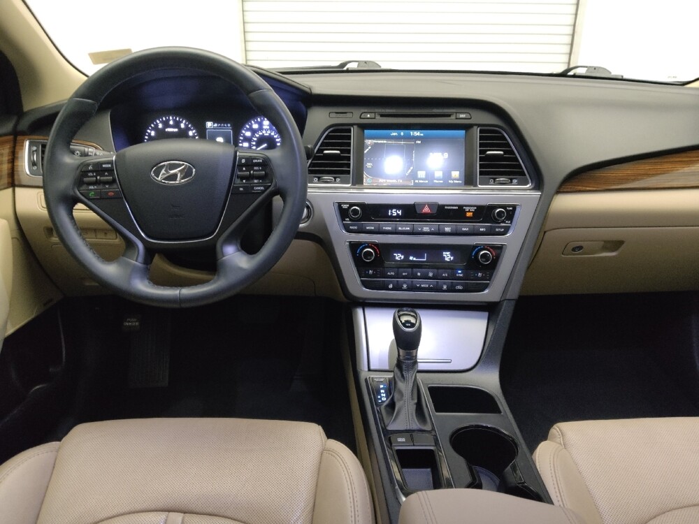 2016 Hyundai Sonata in Oklahoma City, OK 73139 - 18097338 22