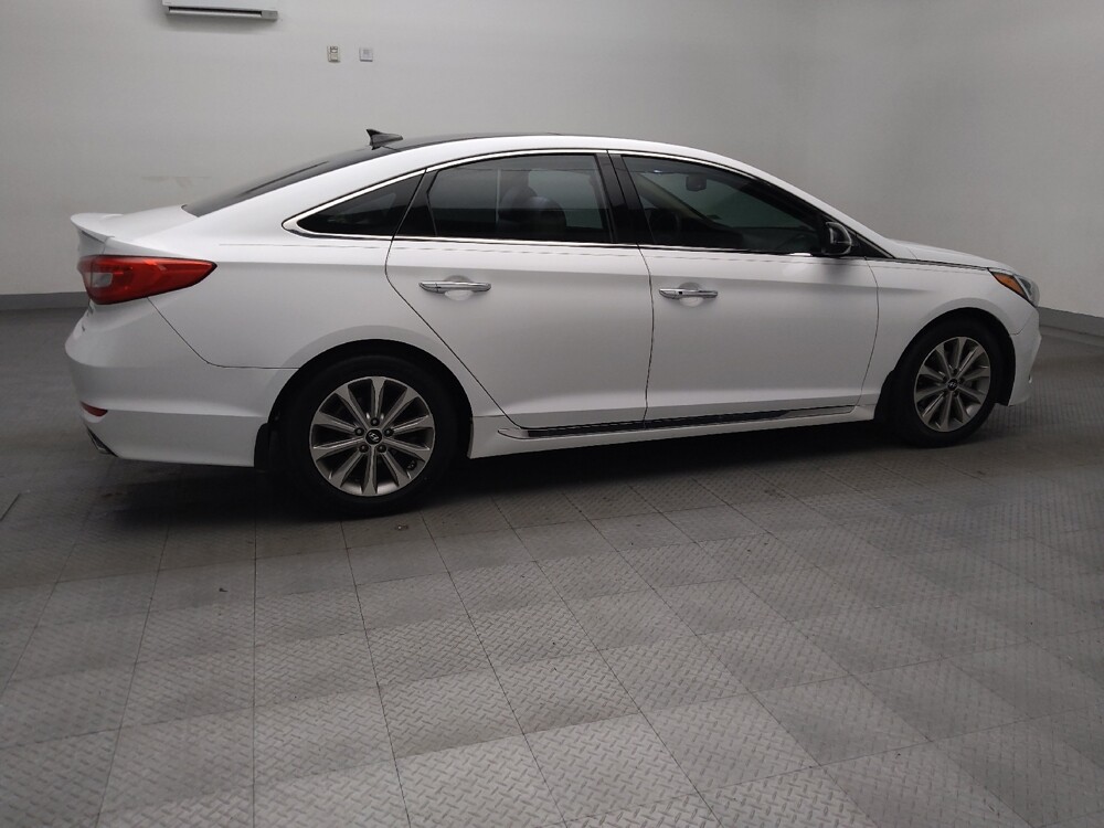 2016 Hyundai Sonata in Oklahoma City, OK 73139 - 18097338 10