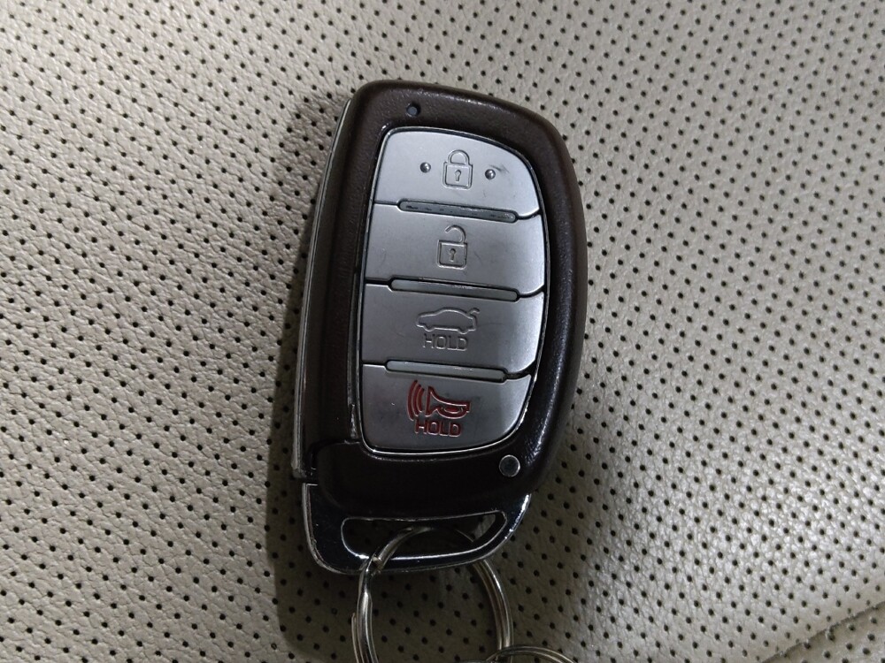 2016 Hyundai Sonata in Oklahoma City, OK 73139 - 18097338 32