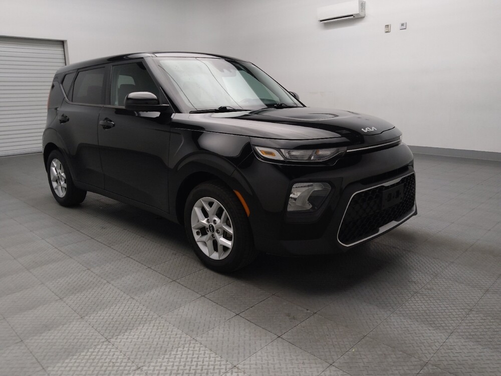 2022 Kia Soul in Arlington, TX 76011 - 18097343 13