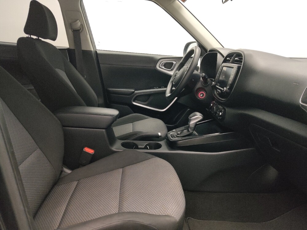 2022 Kia Soul in Arlington, TX 76011 - 18097343 21