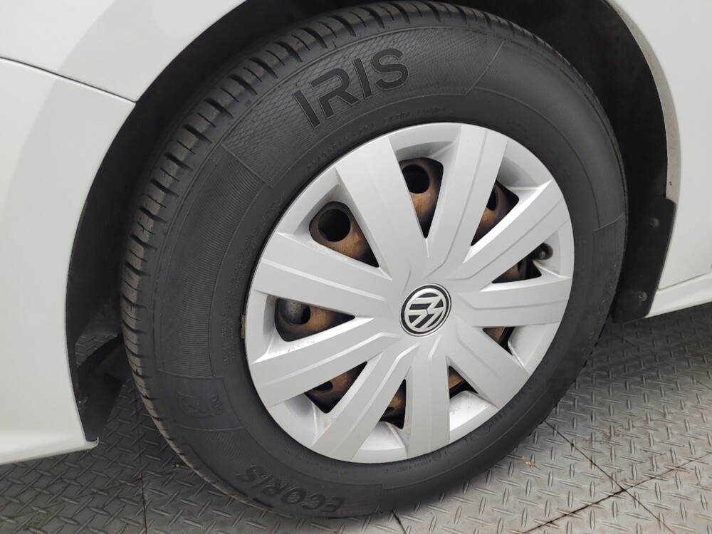 2016 Volkswagen Jetta in Phoenix, AZ 85015 - 18097347 31