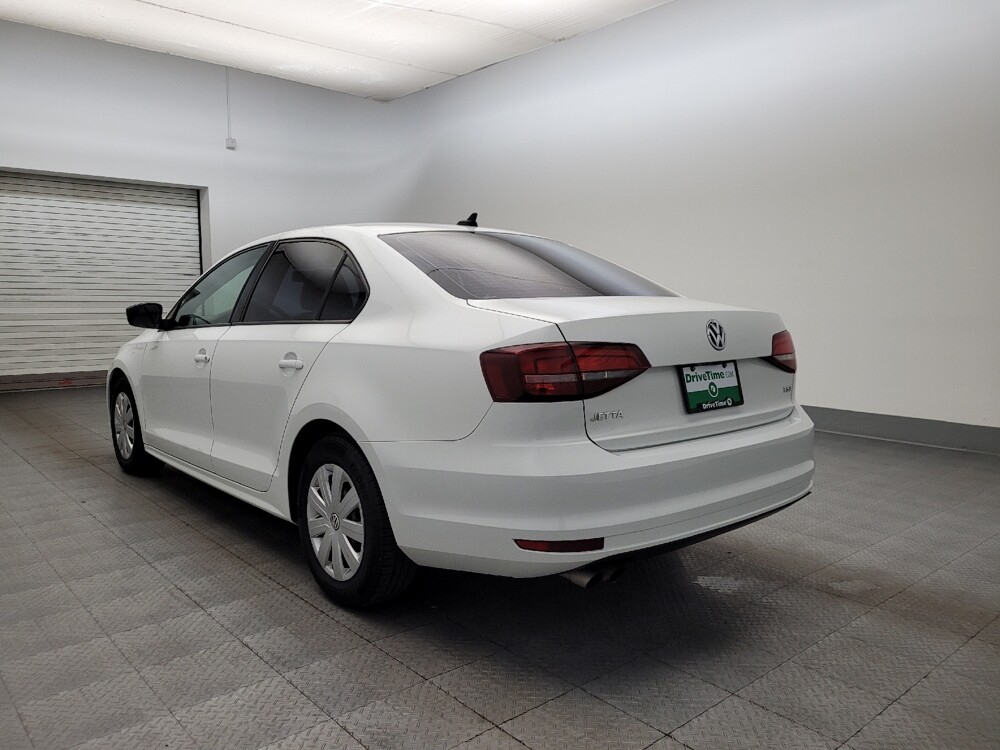 2016 Volkswagen Jetta in Phoenix, AZ 85015 - 18097347 5
