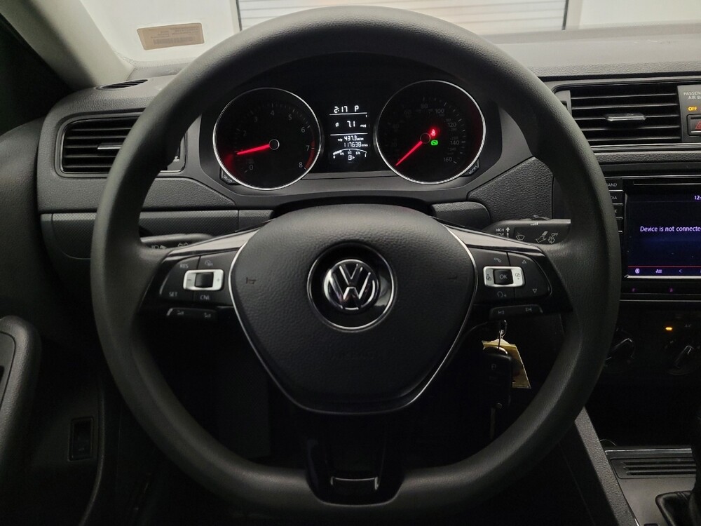2016 Volkswagen Jetta in Phoenix, AZ 85015 - 18097347 22