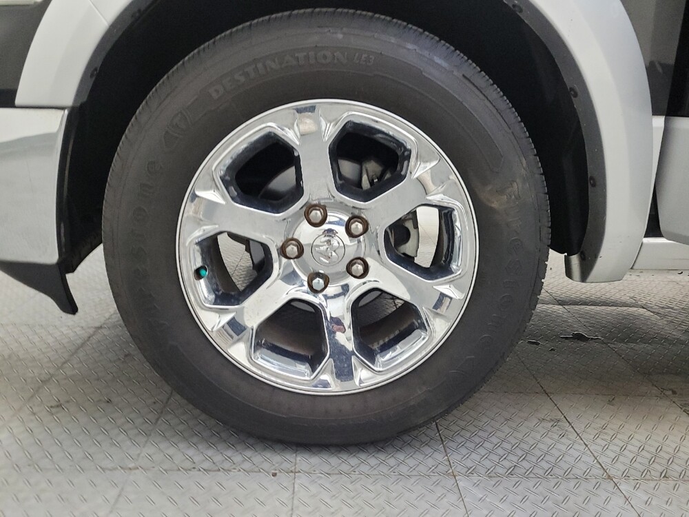 2015 RAM 1500 in Glendale, AZ 85301 - 18097349 31