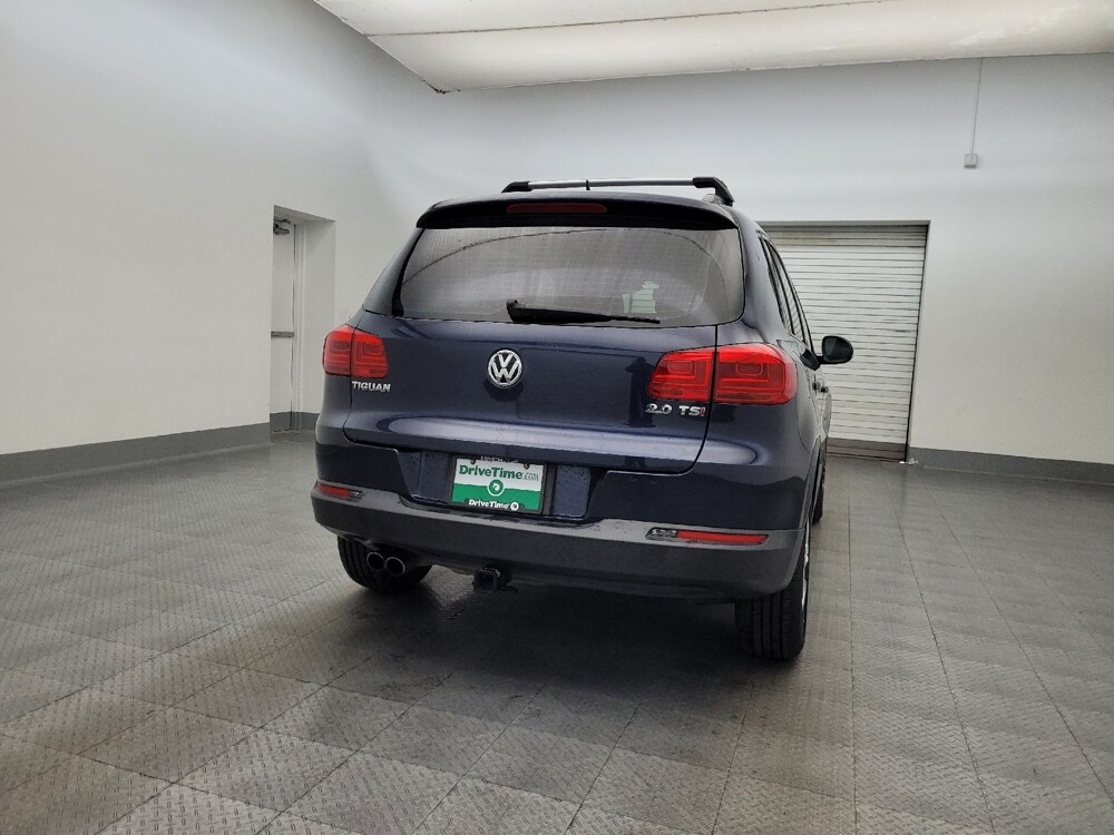2016 Volkswagen Tiguan in Glendale, AZ 85301 - 18097350 7