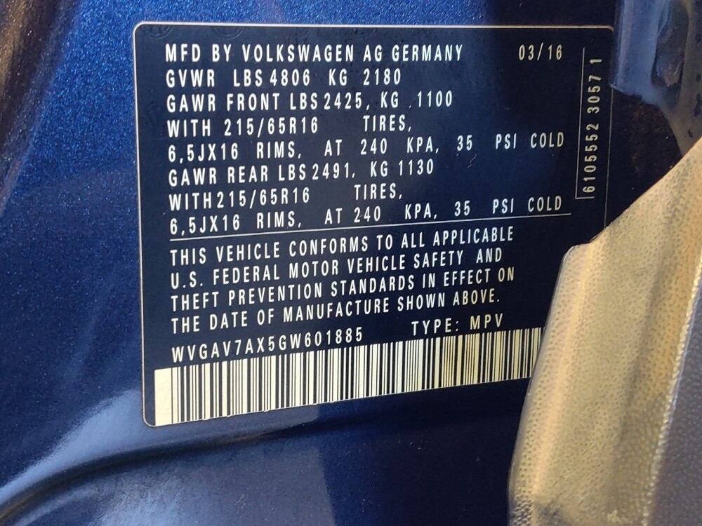 2016 Volkswagen Tiguan in Glendale, AZ 85301 - 18097350 33