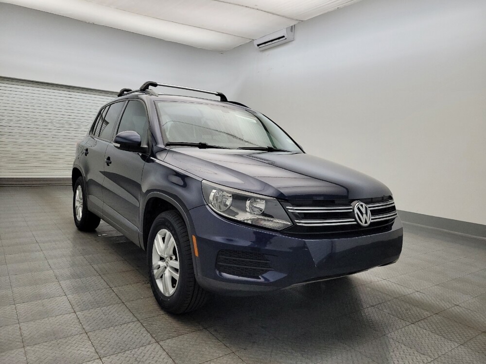 2016 Volkswagen Tiguan in Glendale, AZ 85301 - 18097350 13
