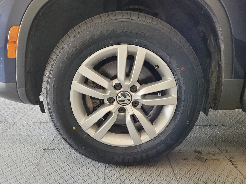 2016 Volkswagen Tiguan in Glendale, AZ 85301 - 18097350 31