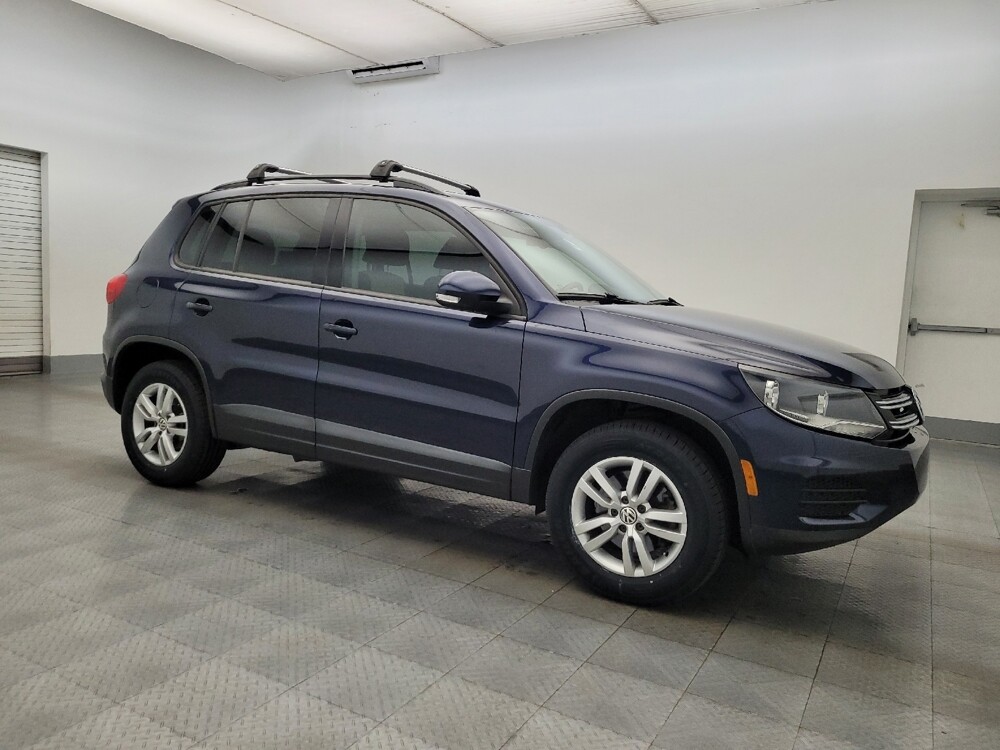 2016 Volkswagen Tiguan in Glendale, AZ 85301 - 18097350 11